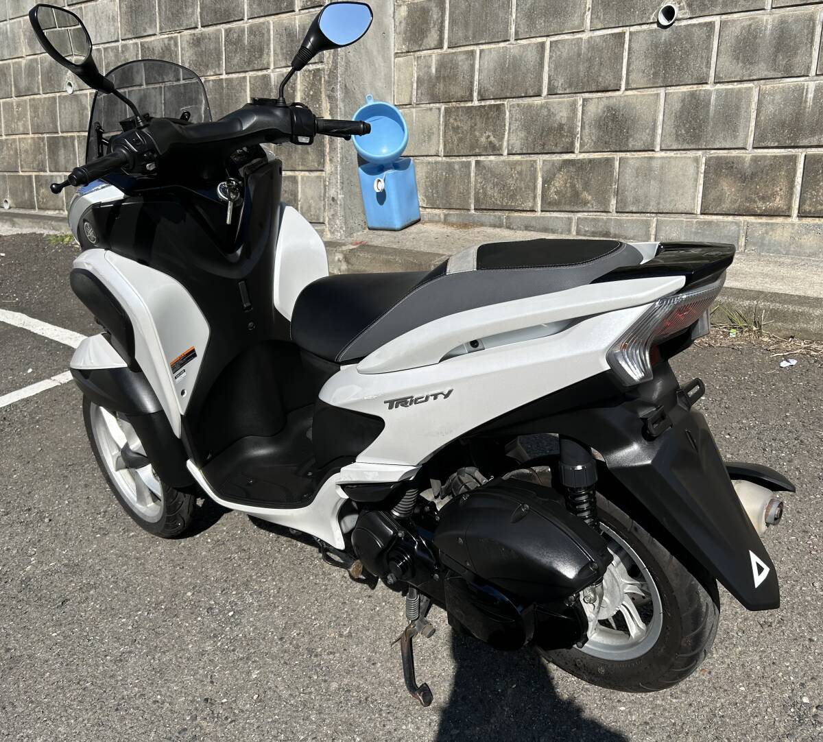 YAMAHA トリシティ125 トライク登録も可能！　リヤタイヤ新品に交換　7323キロ　低走行　実働　ローダウンシート　通勤　通学　送迎　_画像4