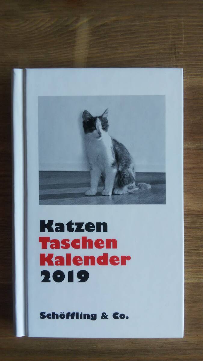 （BT-15）　Katzen Taschenkalender 2019（手帳型カレンダー2019年）　　発行＝Schoeffling + Co._画像1