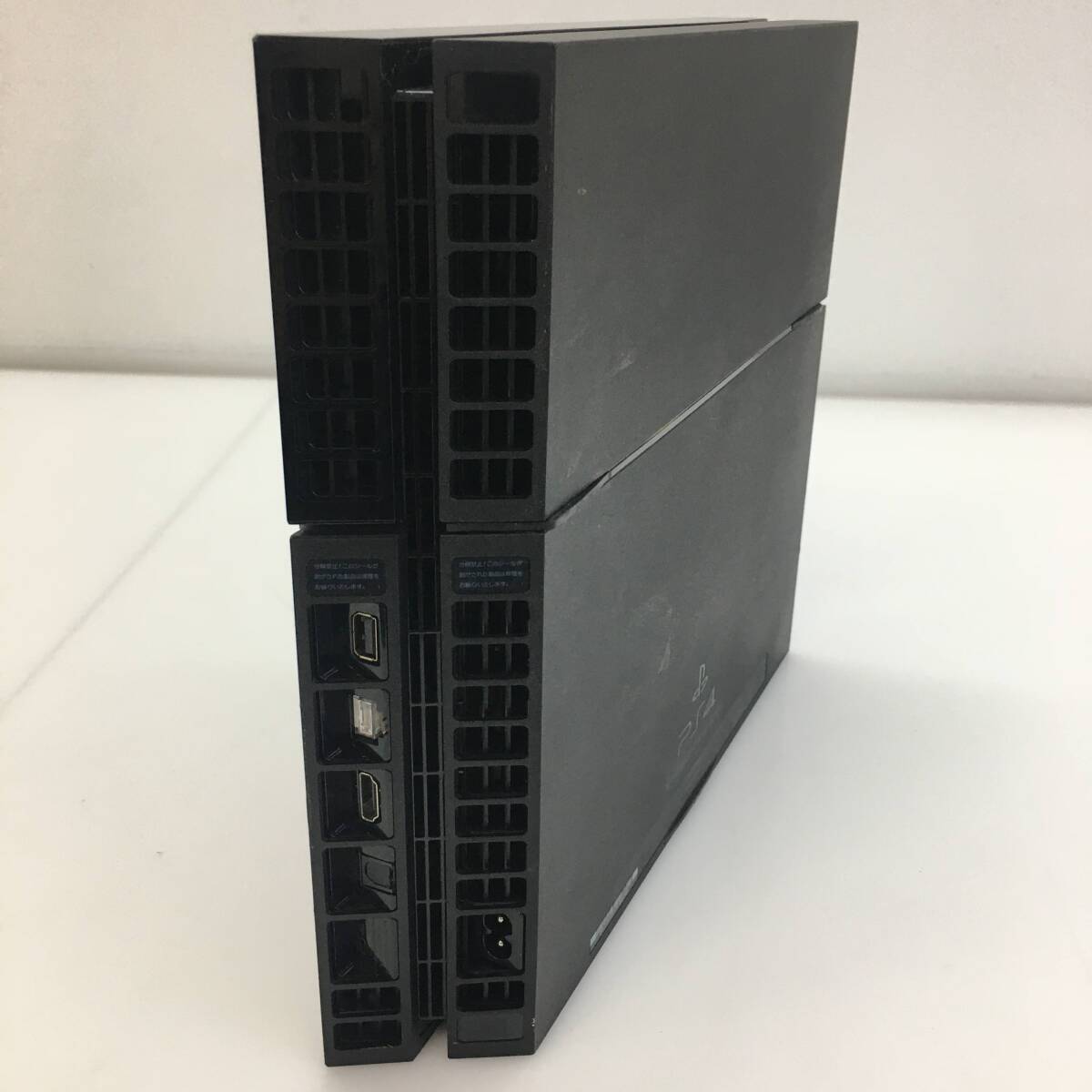 No.4522 ★1円～ 【PS4 本体 USBケーブル セット】 PlayStation 4 PS4 CUH-1000A 500GB ジェットブラック 中古品の画像2