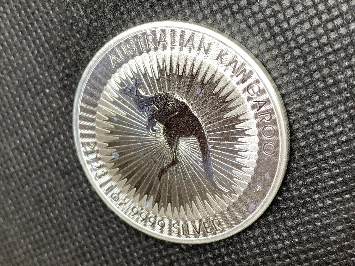 31.1グラム 2023年 (新品) オーストラリア 「カンガルー」 純銀 1オンス 銀貨の画像3