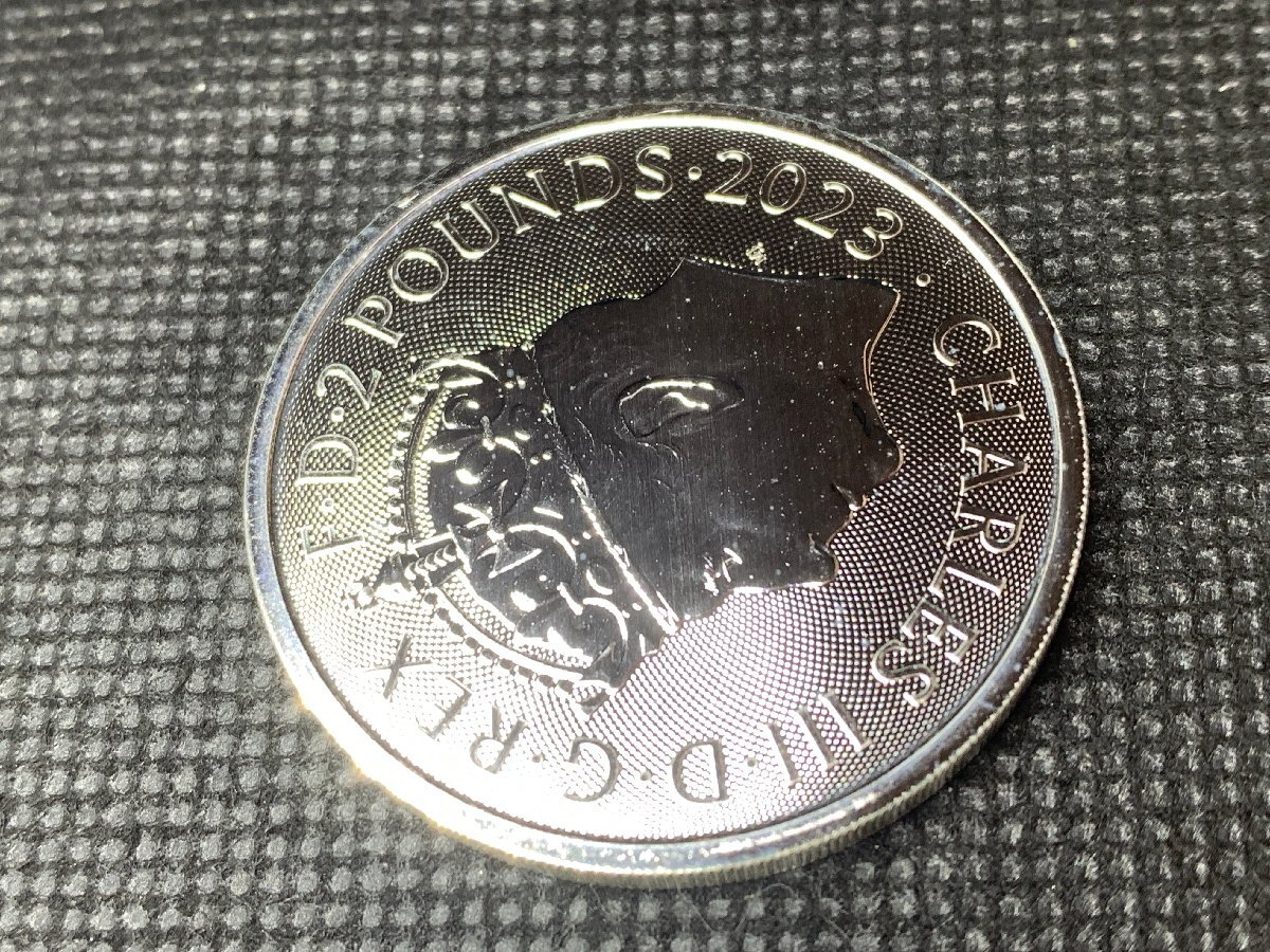 31.1グラム 2023年 (新品) イギリス「チャールズ3世戴冠式記念」純銀 1オンス 銀貨の画像6