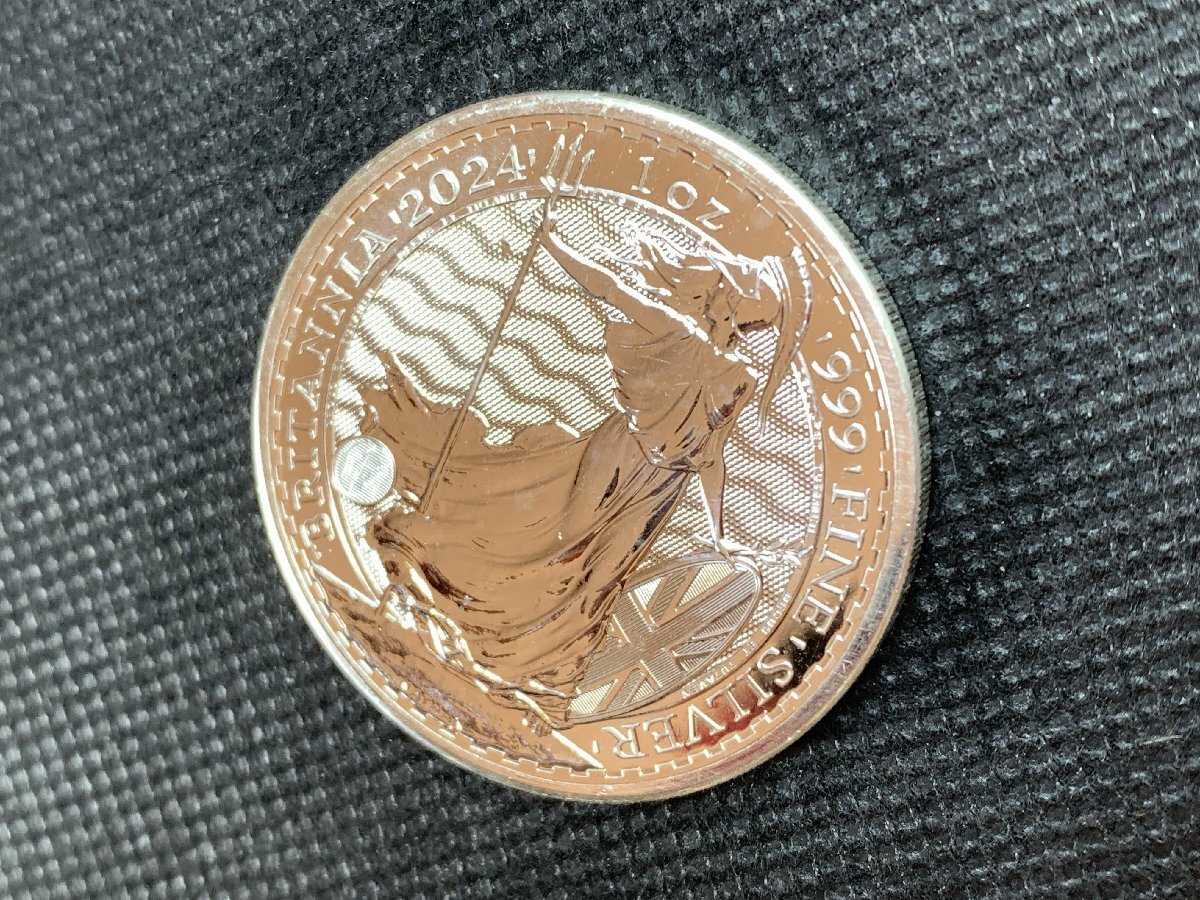 31.1グラム 2024年 (新品) イギリス「ブリタニア」純銀 1オンス 銀貨 (チャールズ3世)_画像3