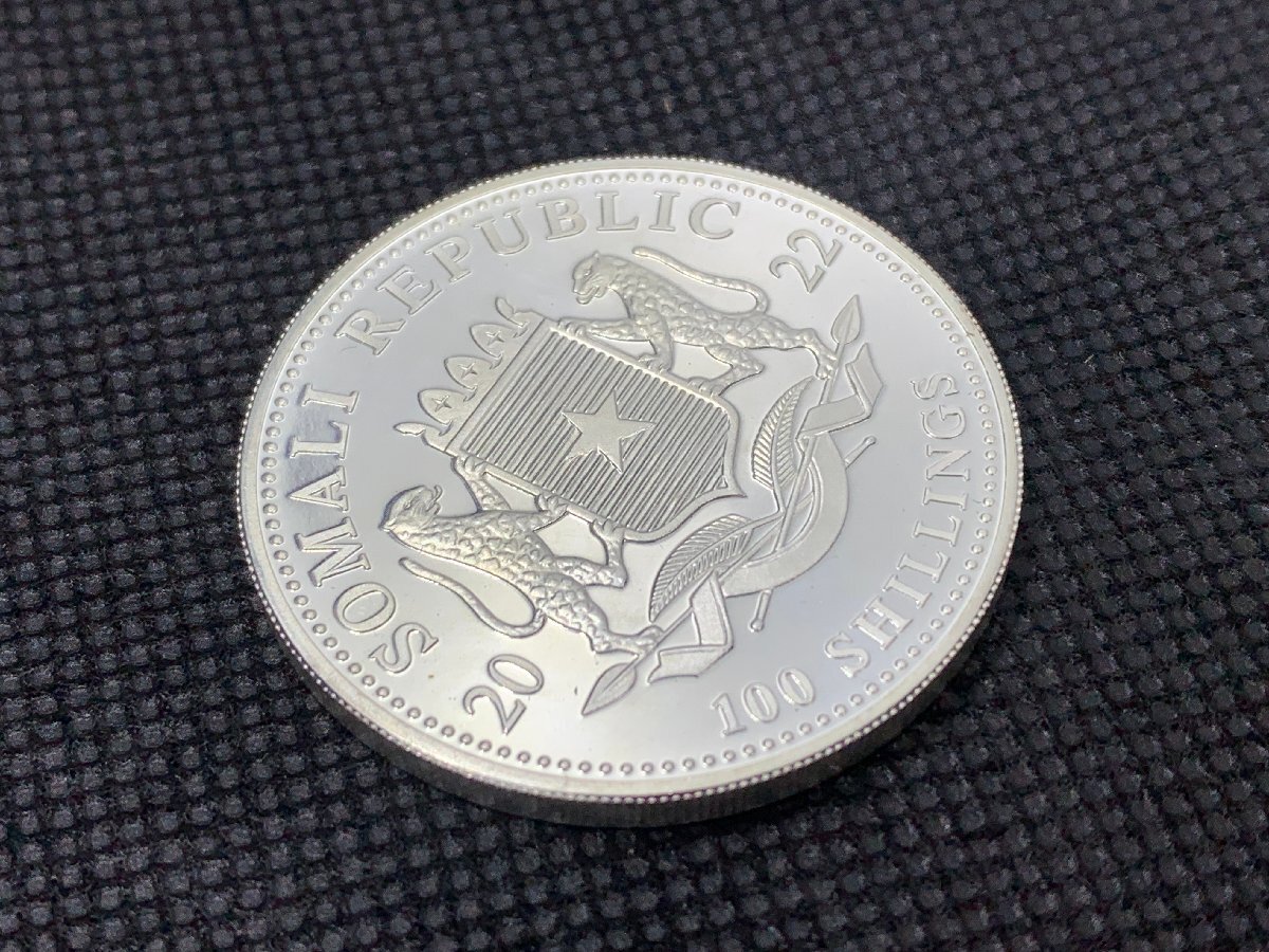 31.1グラム (新品) 2022年 ソマリア「アフリカ ・ワイルドライフ・ゾウ 」 純銀 1オンス 銀貨の画像6