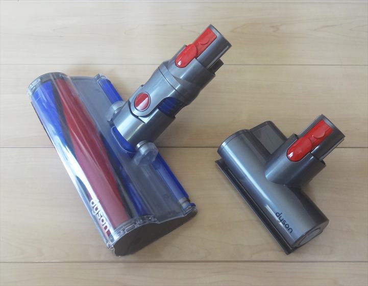 ◆新品未使用◆Dyson・ Cyclone・ダイソン・サイクロンV10付属品・ソフトローラーヘッド＆ミニモーターヘッド・各１台◆_画像2