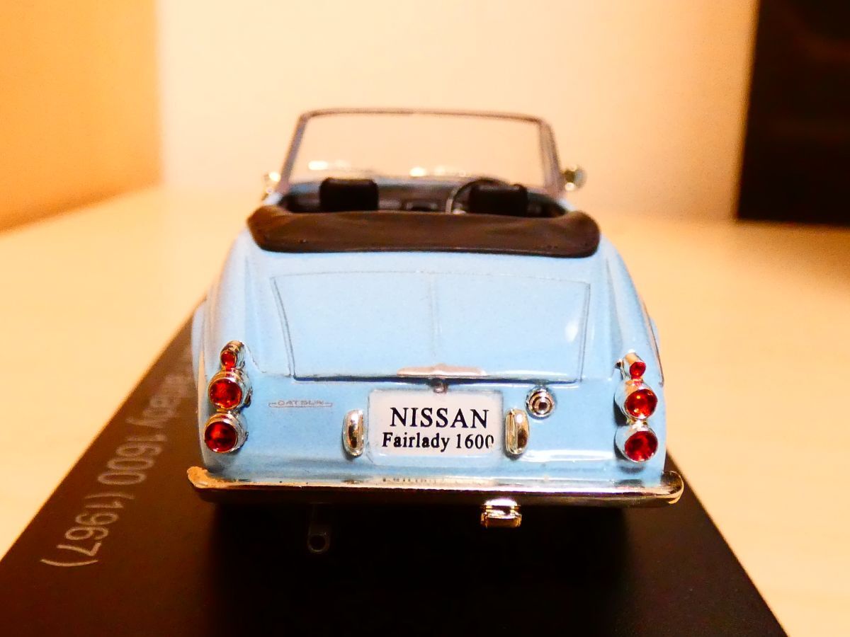 国産名車コレクション 1/43 日産 フェアレディ 1600 水色 1967 アシェット nissan fairlady 旧車 クラシックカー ミニカー ＴＡ_画像4