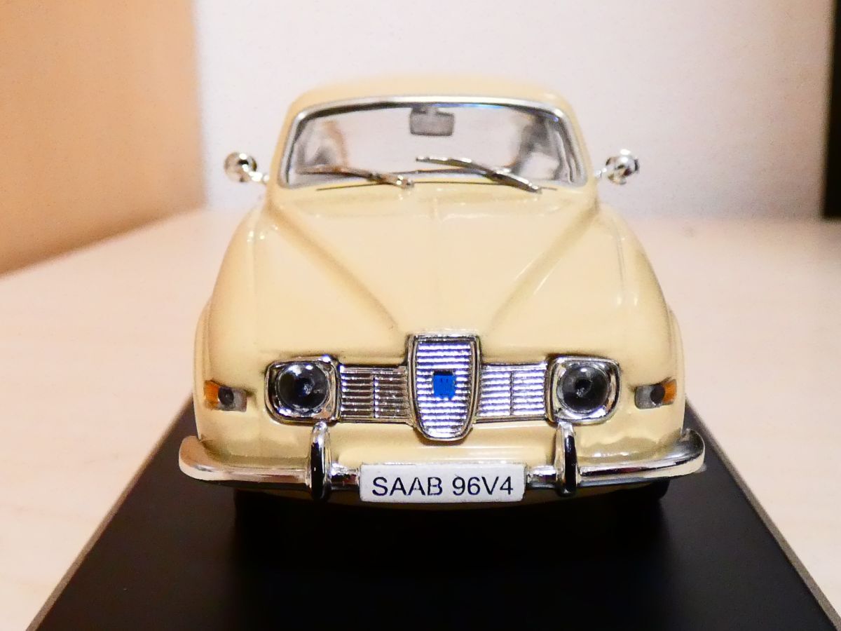 国産名車コレクション 1/43 サーブ サーヴ SAAB 96V4 1971 アシェット 旧車 クラシックカー ミニカー ＴＡ_画像3