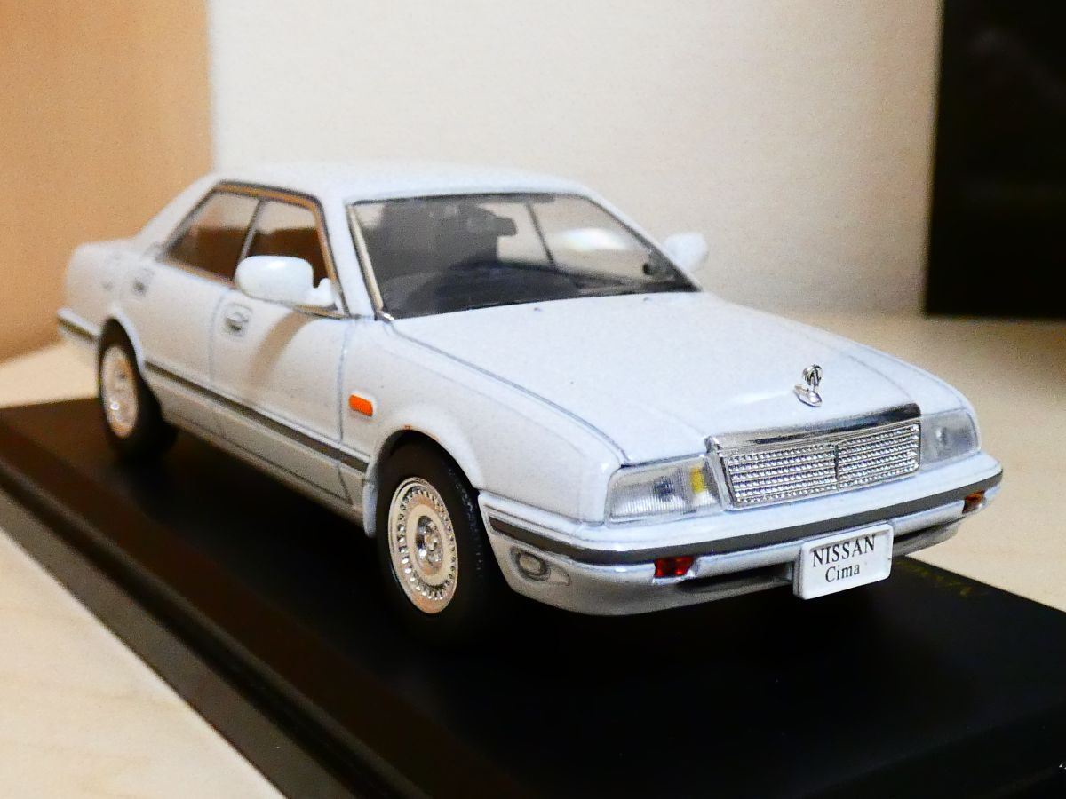 国産 名車コレクション 1/43 日産 シーマ タイプⅡ リミテッド 1988 白 アシェット 旧車 クラシックカー ミニカー ＴDの画像1