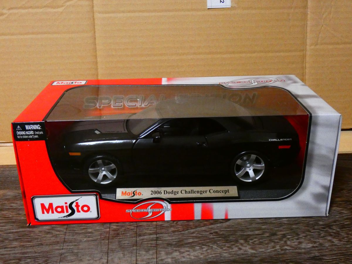  Maisto Maisto 1/18 2006 Dodge Challenger Concept Dodge Challenger concept black Ame car minicar muscle car 