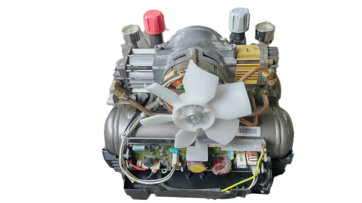 分解修理済 日立工機(HIKOKI)高圧コンプレッサーEC1245H2 分解修理済 日立工機(HIKOKI)高圧コンプレッサーEC1245H2