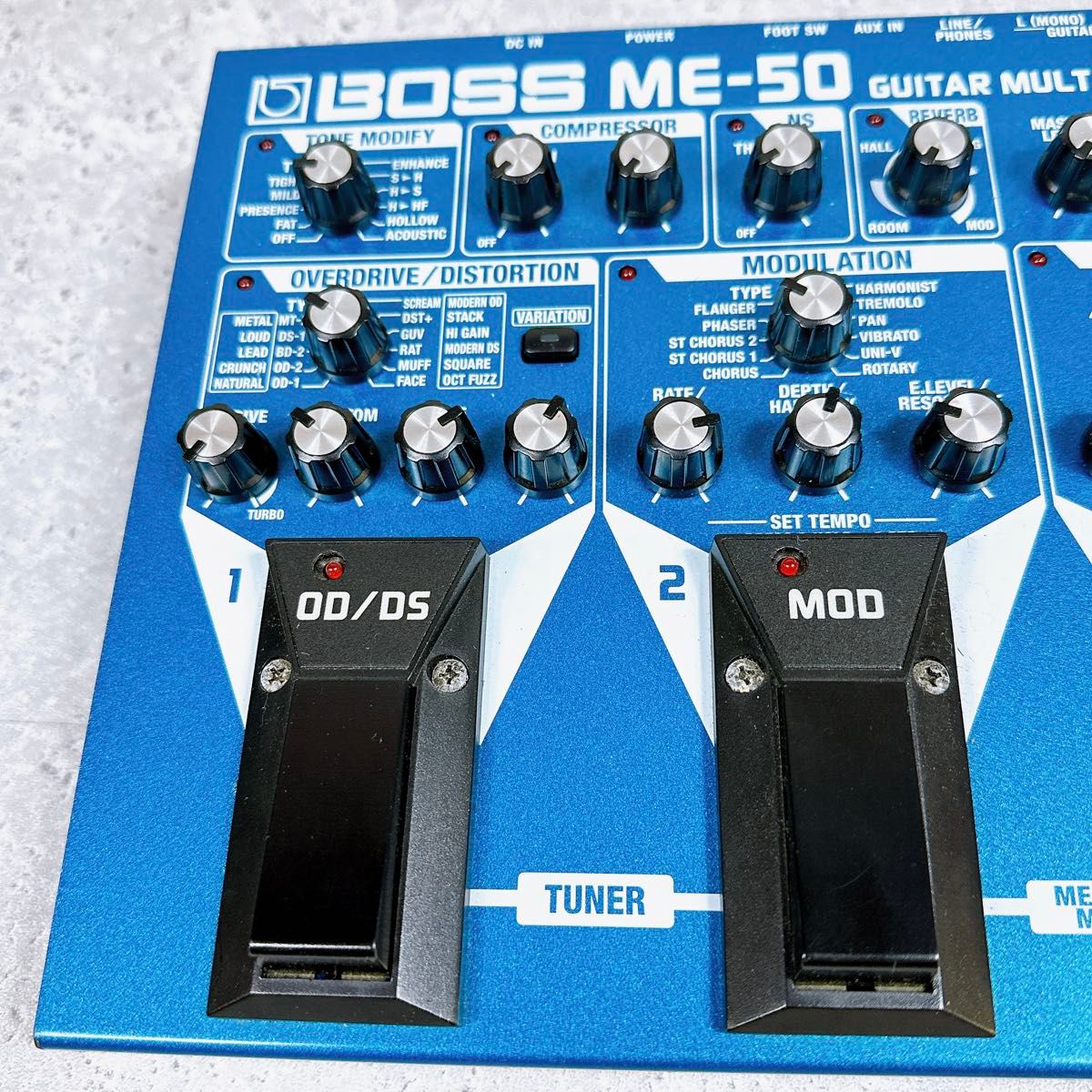 良品 BOSS ギターマルチエフェクター ME-50 ボス 青 ブルー