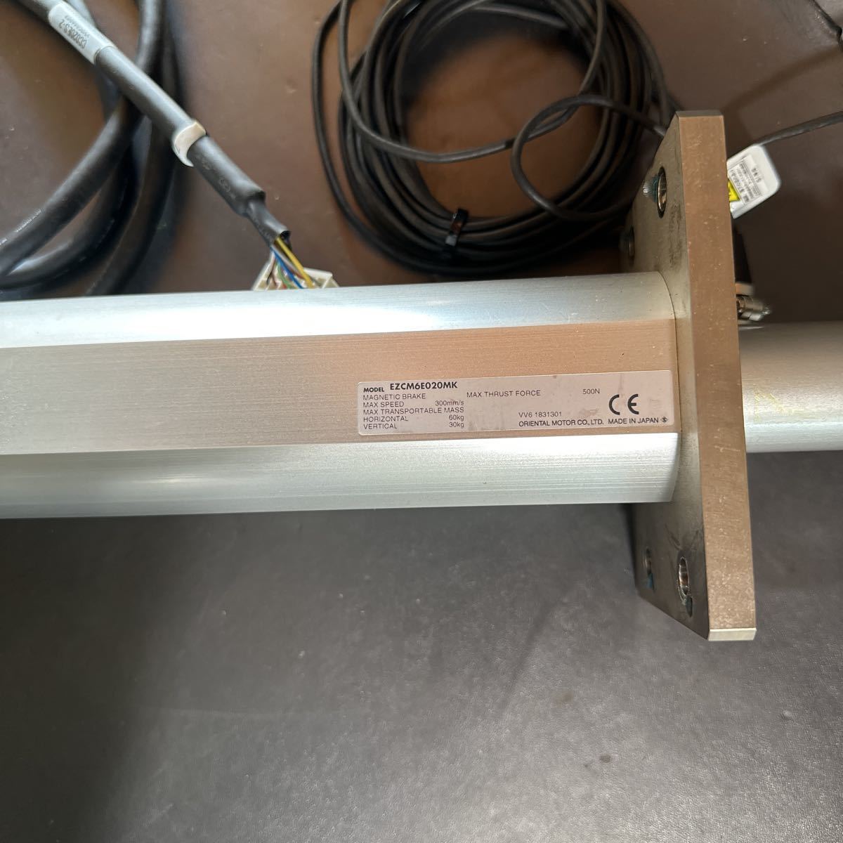 電動シリンダ EZ-limo EZCIIシリーズ EZCM6E020MK 動作品 現状 電動シリンダ EZ-limo EZCIIシリーズ EZCM6E020MK 動作品 現状