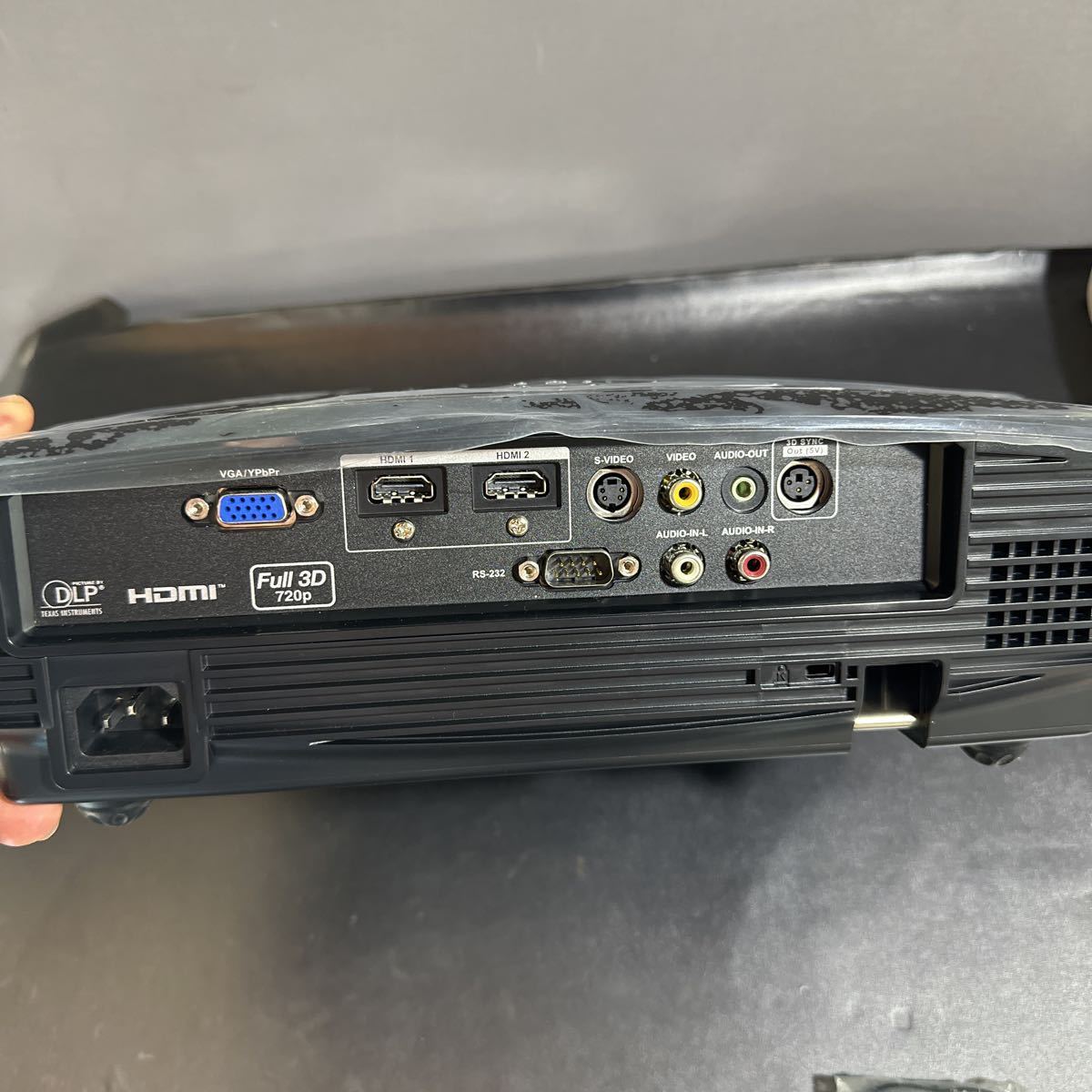 27200円 【G-422】「使用6H」Optoma プロジェクター GT750 3D 27200円 【G-422】「使用6H」Optoma プロジェクター GT750 3D