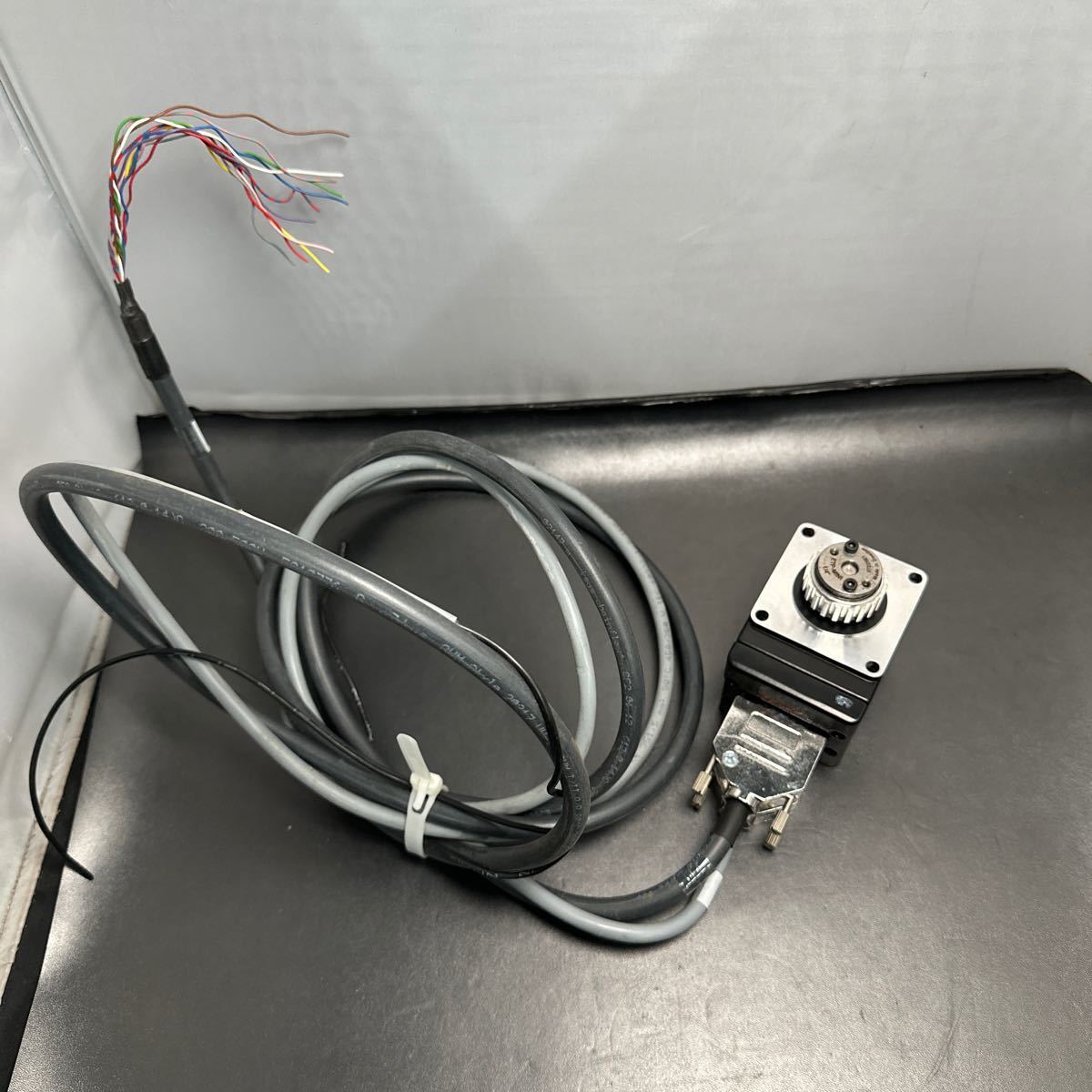 ☆新品 複数在庫!】OMRON/オムロン C200H-OC225 プログラマブル ☆新品 複数在庫!】OMRON/オムロン C200H-OC225 プログラマブル