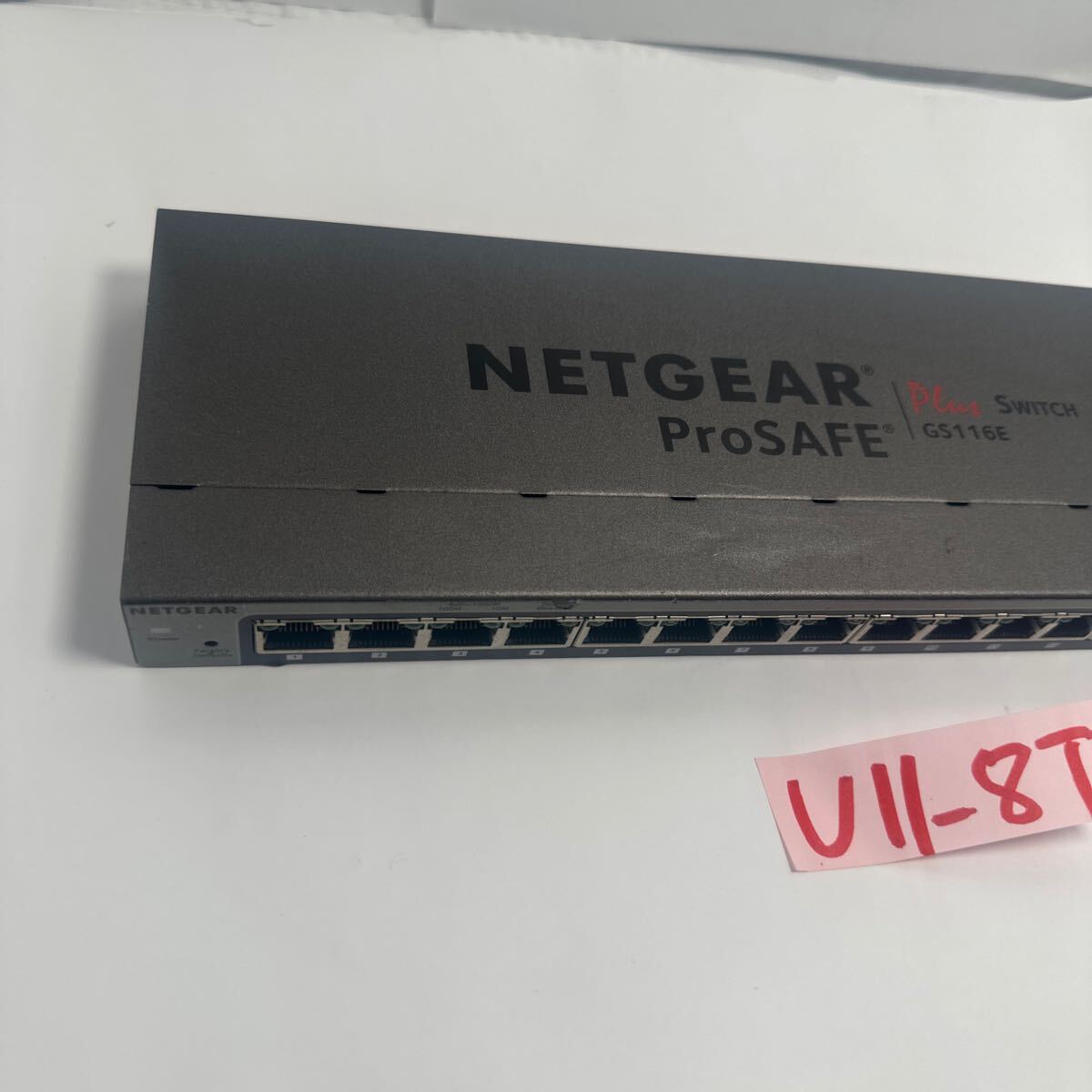 「U11_8T」NETGEAR ネットギア 16ポートスイッチングハブ GS116Ev2 電源アダプタ無し　本体のみ_画像2