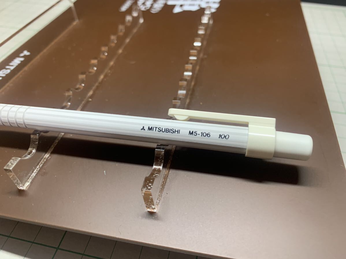 4L31 三菱鉛筆 M5-106 シャープペンシル 0.5mm 白の画像3