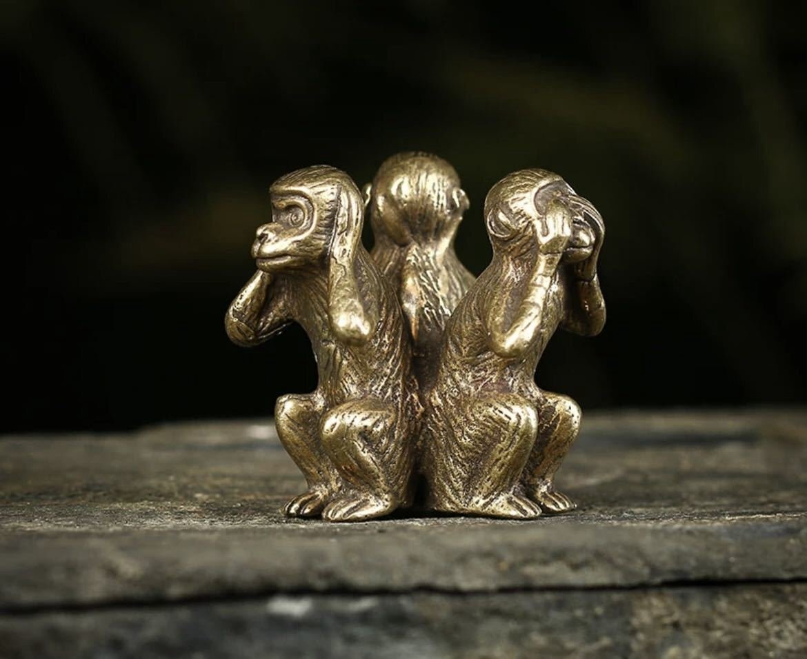 真鍮の見猿聞か猿言わ猿 ミニチュア インテリア アンティーク レトロ 銅 真鍮 雑貨 猿 小物 装飾 彫刻 サル モンキー HD291_画像2