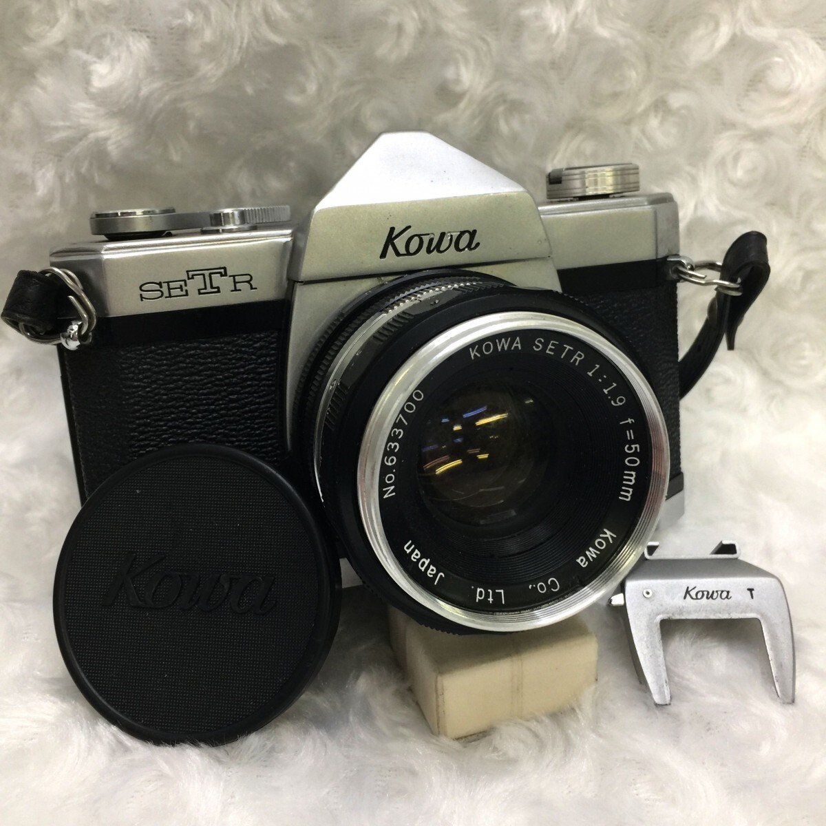 Kowa SETR コーワ 35mmレンズシャッター式 一眼レフカメラ レンズキャップ・ファインダーカバー・ストラップ付 ジャンク品 ／ 05-00980の画像1