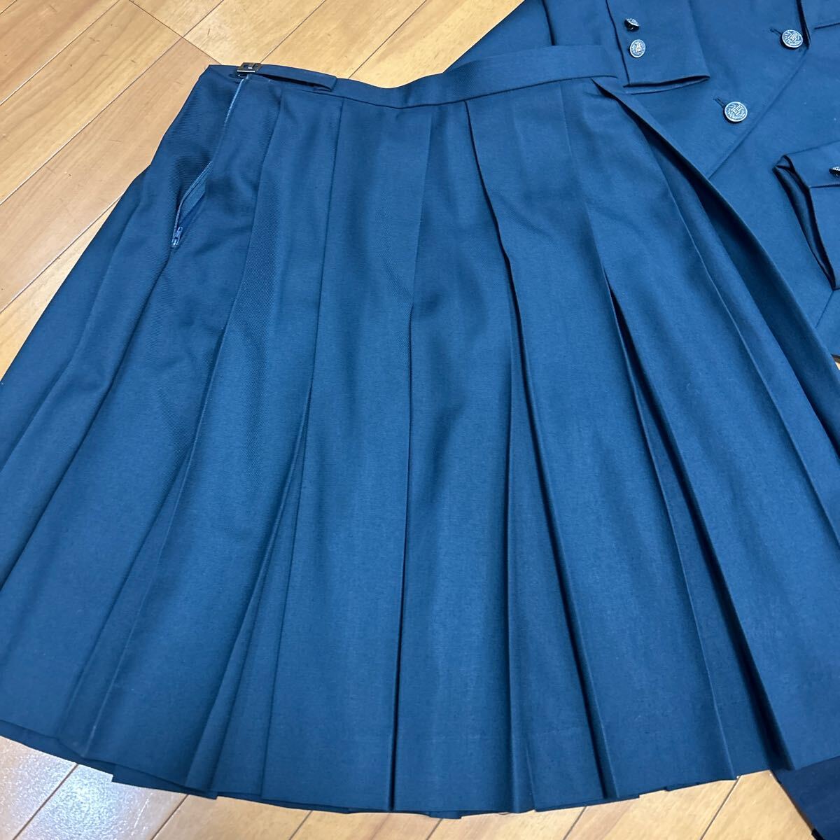 5 1 コスプレ衣装 夏 冬 制服 上下セット ブレザー ブラウス ベスト スカート 豊明_画像9