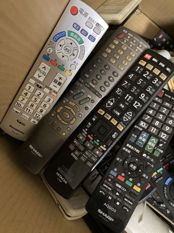 【ジャンク】テレビリモコン 他 105個 いろいろまとめて 現状品 動作未確認 SONY Panasonic 他 まとめ売り_画像7