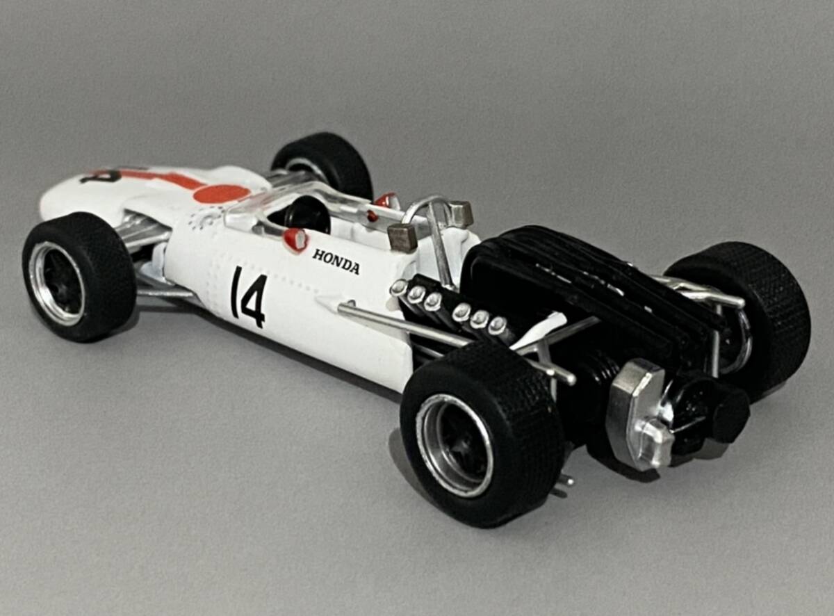 1/43 Honda RA300 1967 John Surtees #14 ◆ 1位 1967 Italian Grand Prix - Monza ◆ ホンダ RA273E 2991cc V12 - DeAgostiniの画像3