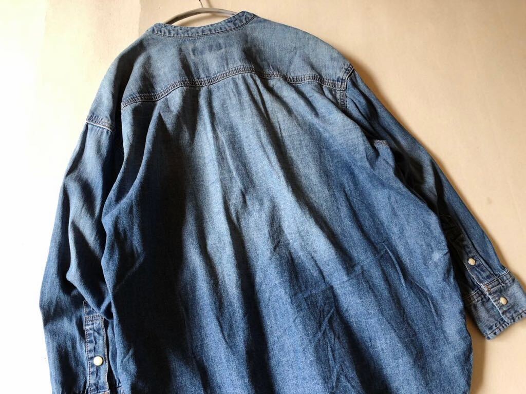 スローブイエナ Le Denim SLOBE IENA コットン100%大人可愛いゆったりスナップボタンバンドカラーダンガリーデニムワークシャツ♪_画像9