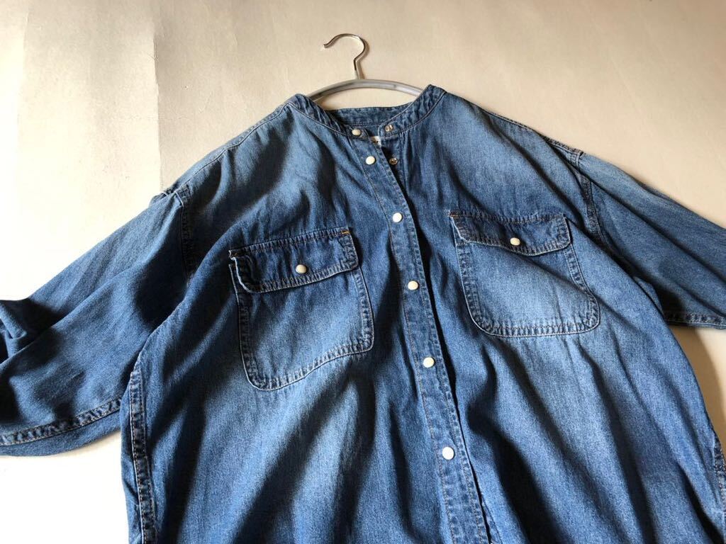 スローブイエナ Le Denim SLOBE IENA コットン100%大人可愛いゆったりスナップボタンバンドカラーダンガリーデニムワークシャツ♪_画像8