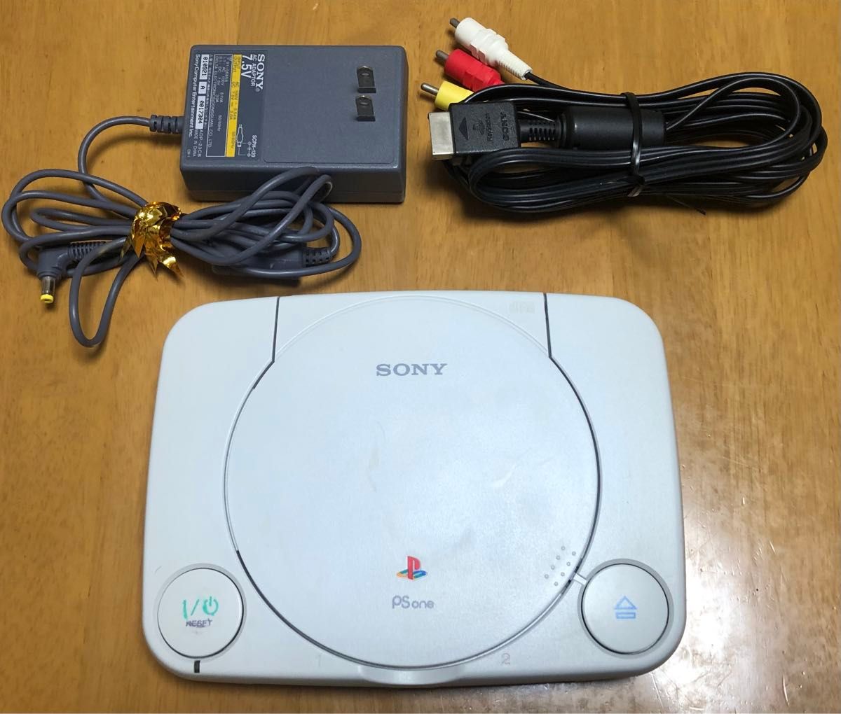 稼働品 PS One本体セット(SCPH-100) PS1 コントローラー無し 稼働品 PS One本体セット(SCPH-100) PS1 コントローラー無し