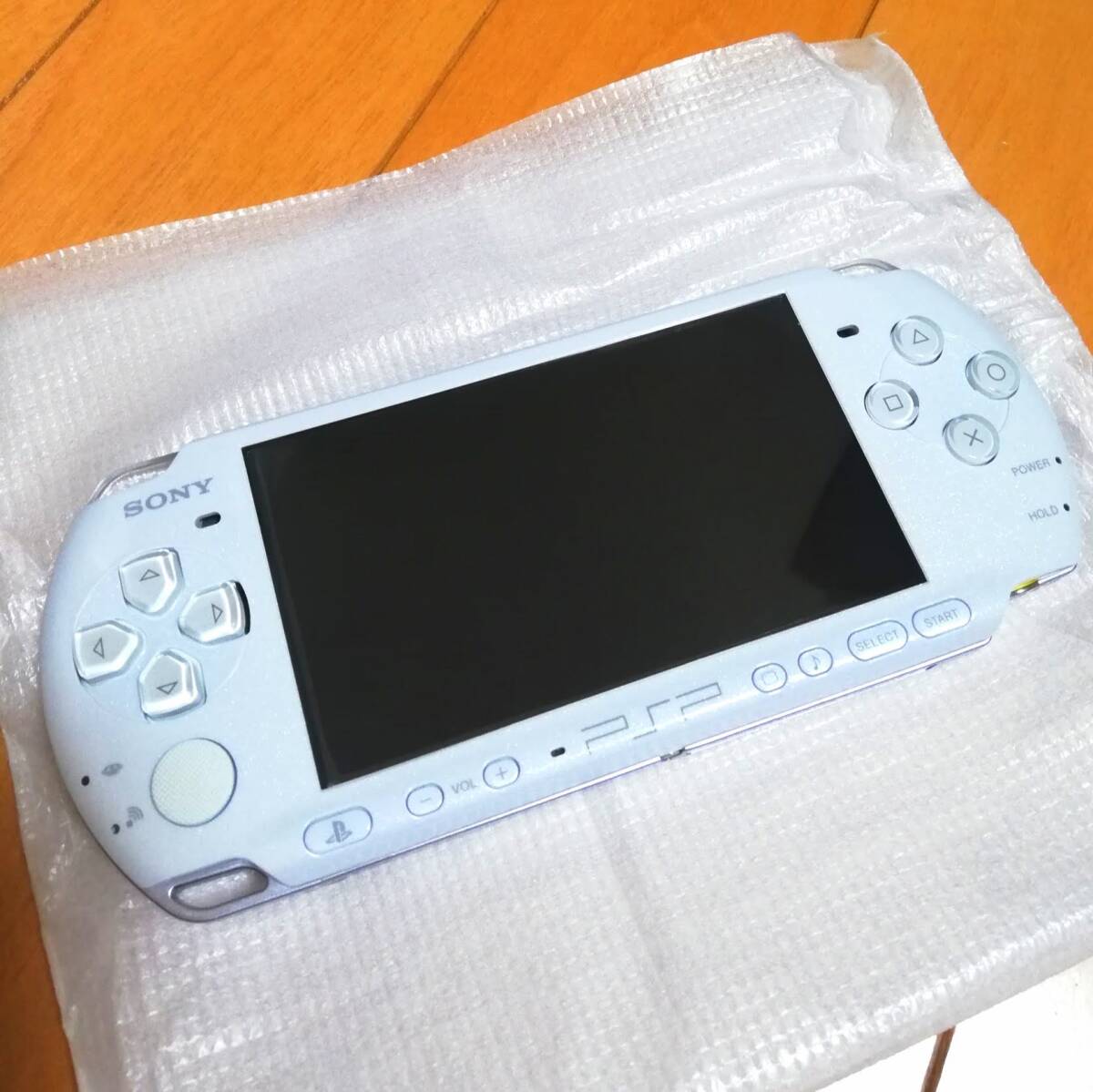 PSP 3000 パールホワイト 極美品 外箱以外あり (◇ PSP-3000 PW PSP 3000 パールホワイト 極美品 外箱以外あり (◇ PSP-3000 PW