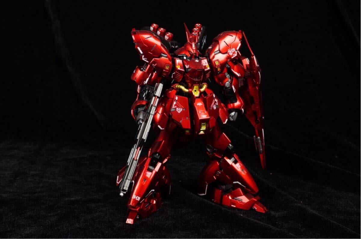 RG サザビー 全塗装済み　完成品 _画像4