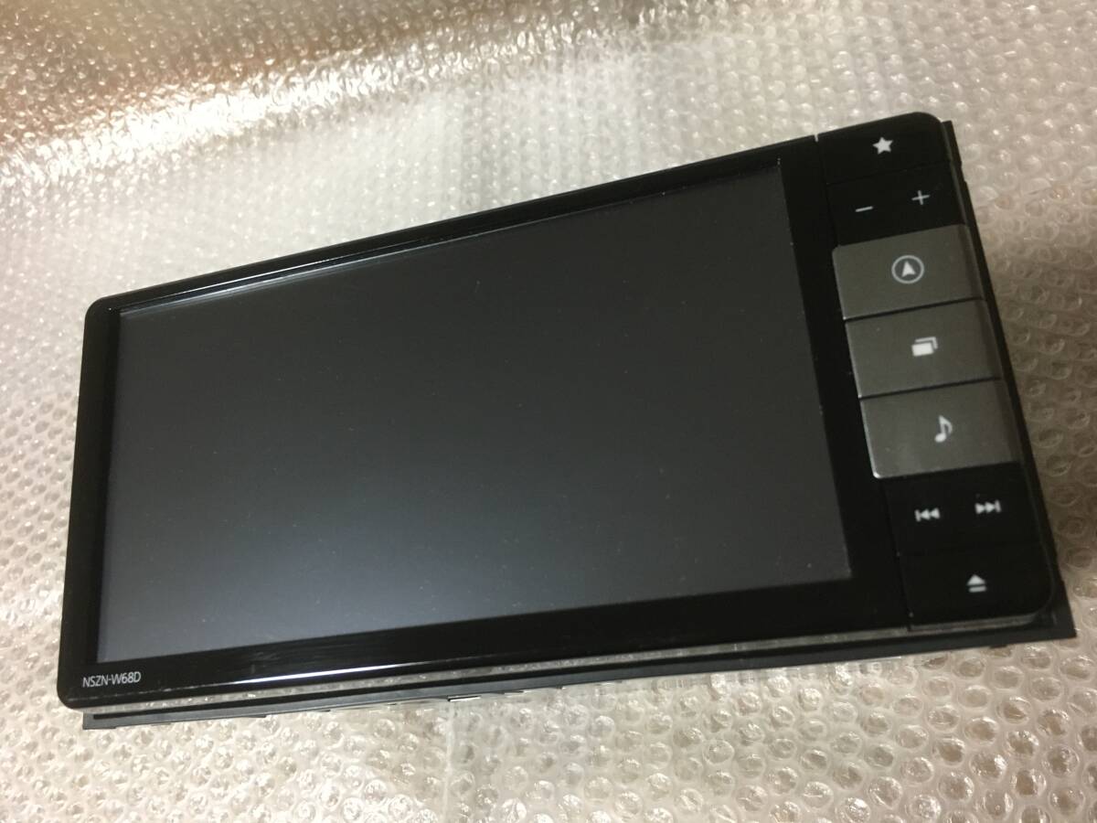 ★2018年度地図★新品アンテナセット★ダイハツ純正 NSZN-W68D Bluetooth DVD再生 SD CD録音 フルセグ トヨタ ダイハツ車用_画像3