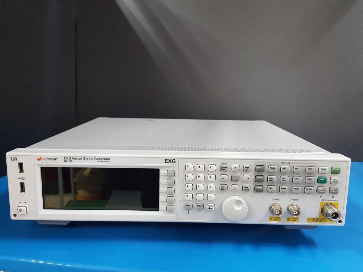 [NBC] Keysight N5172B RFベクトル信号発生器 9kHz - 6GHz Signal Generator, Opt. 506 022 099 1EA 653 UNV 431 (中古 1711)_画像1