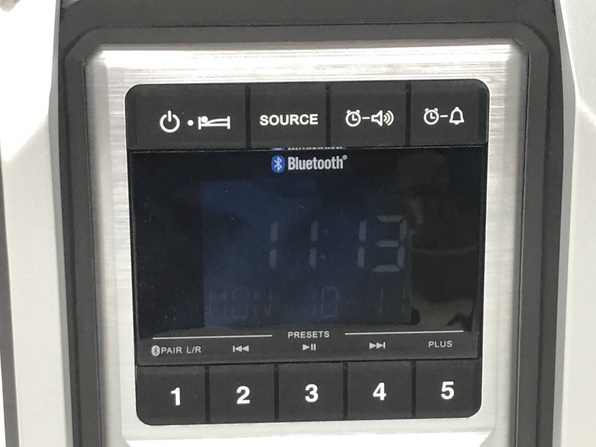 49831 ★美品 動作確認動画あり★makita マキタ 充電式ラジオ MR113 FM/AM Bluetooth 取説 箱あり 本体のみ 現場ラジオ 防災 )a0309-4-7.5B_画像3