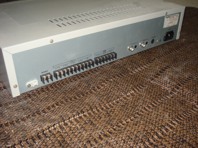 TAKACOM 電子プログラムチャイム PBS-D401(中古・説明書無 TAKACOM 電子プログラムチャイム PBS-D401(中古・説明書無