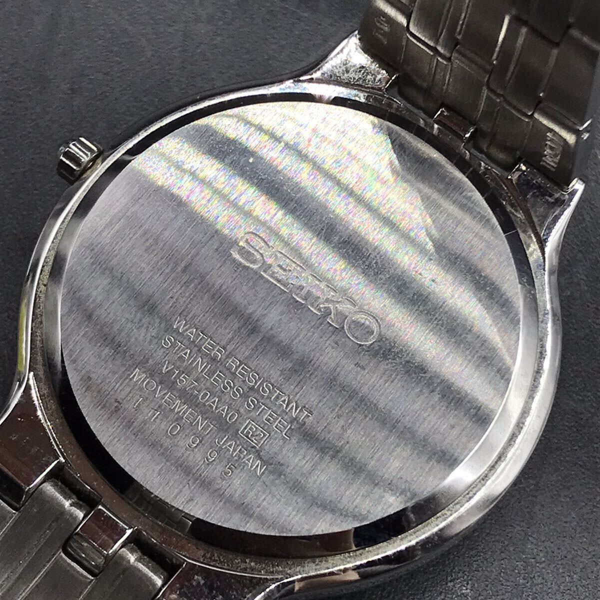 M417 稼働品 SEIKO セイコー 腕時計 SOLAR ソーラー デイト メンズ ホワイト文字盤 V157-0AA0の画像8