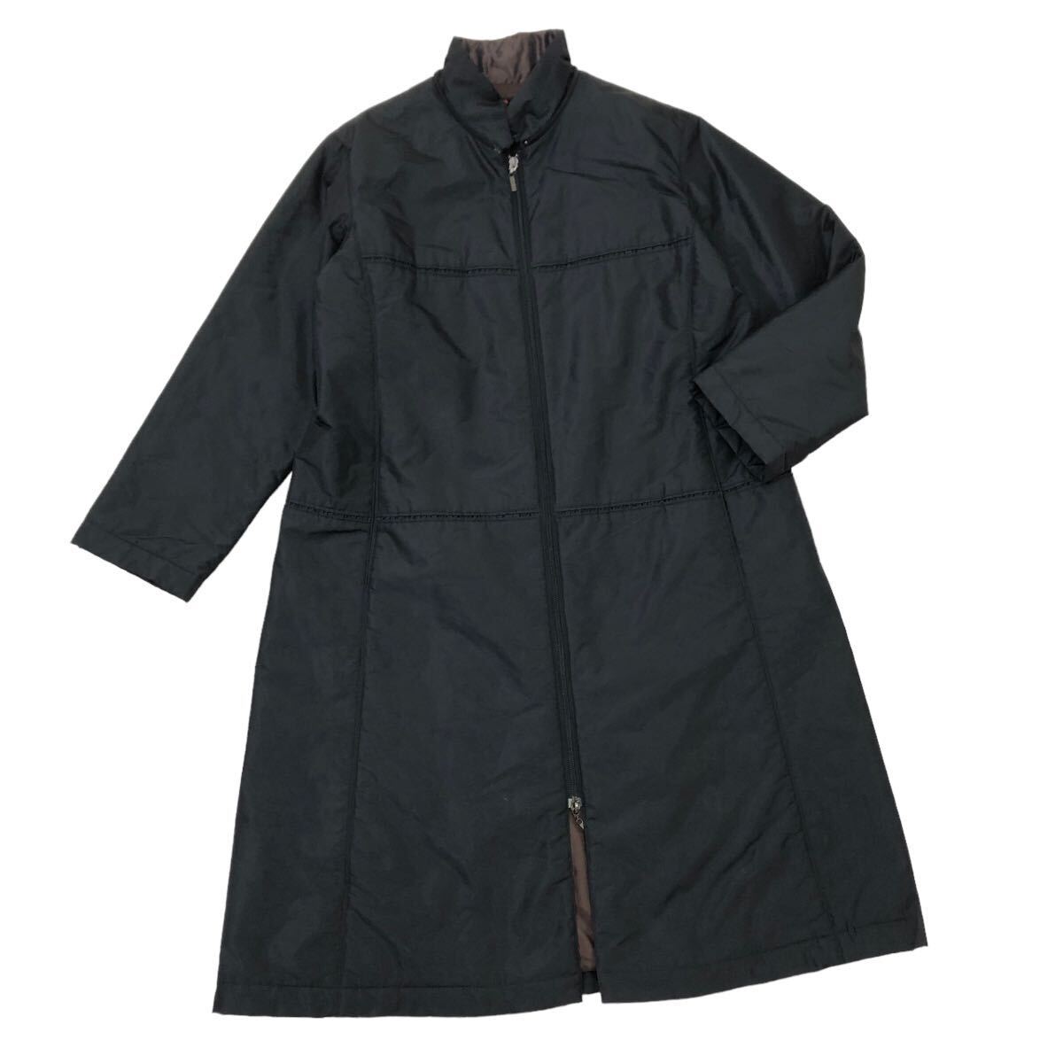 m499-32 HIROKO KOSHINO ヒロココシノ ベスト 付き デザイン 中綿コート コート 上着 羽織り アウター ブラック レディース 11の画像6