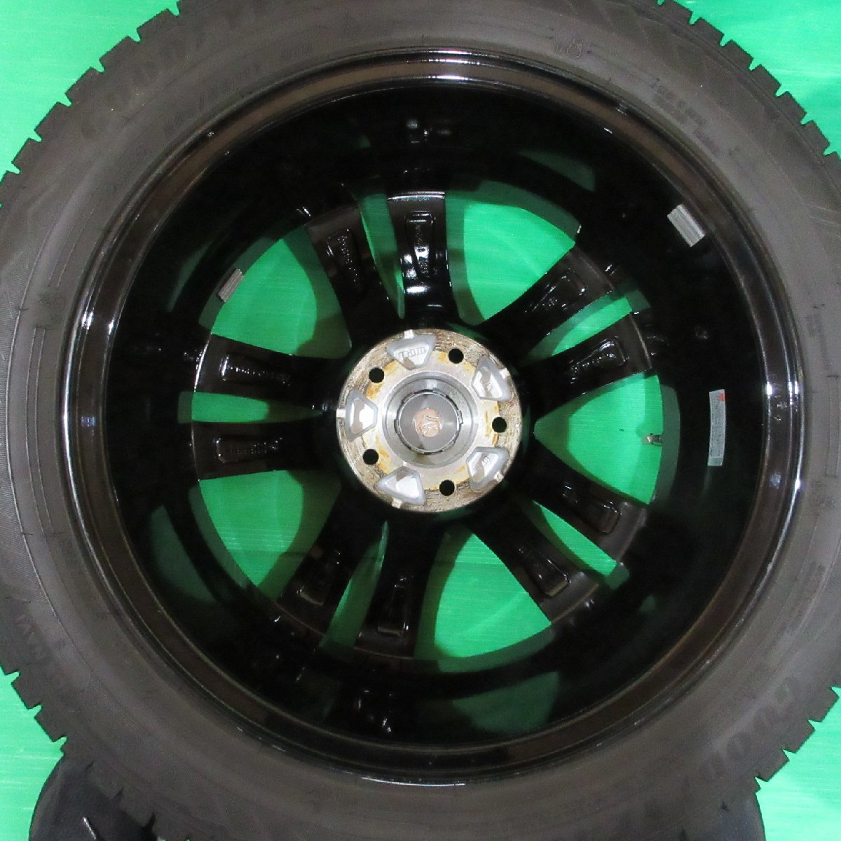 良品 キックス 205/55R17 冬用2021年バリ山スタッドレス 85%-90%山 GOODYEAR ICENAVI8 4本 5穴PCD114.3 7J +48 ノア ヴォクシー 中古新潟_画像4