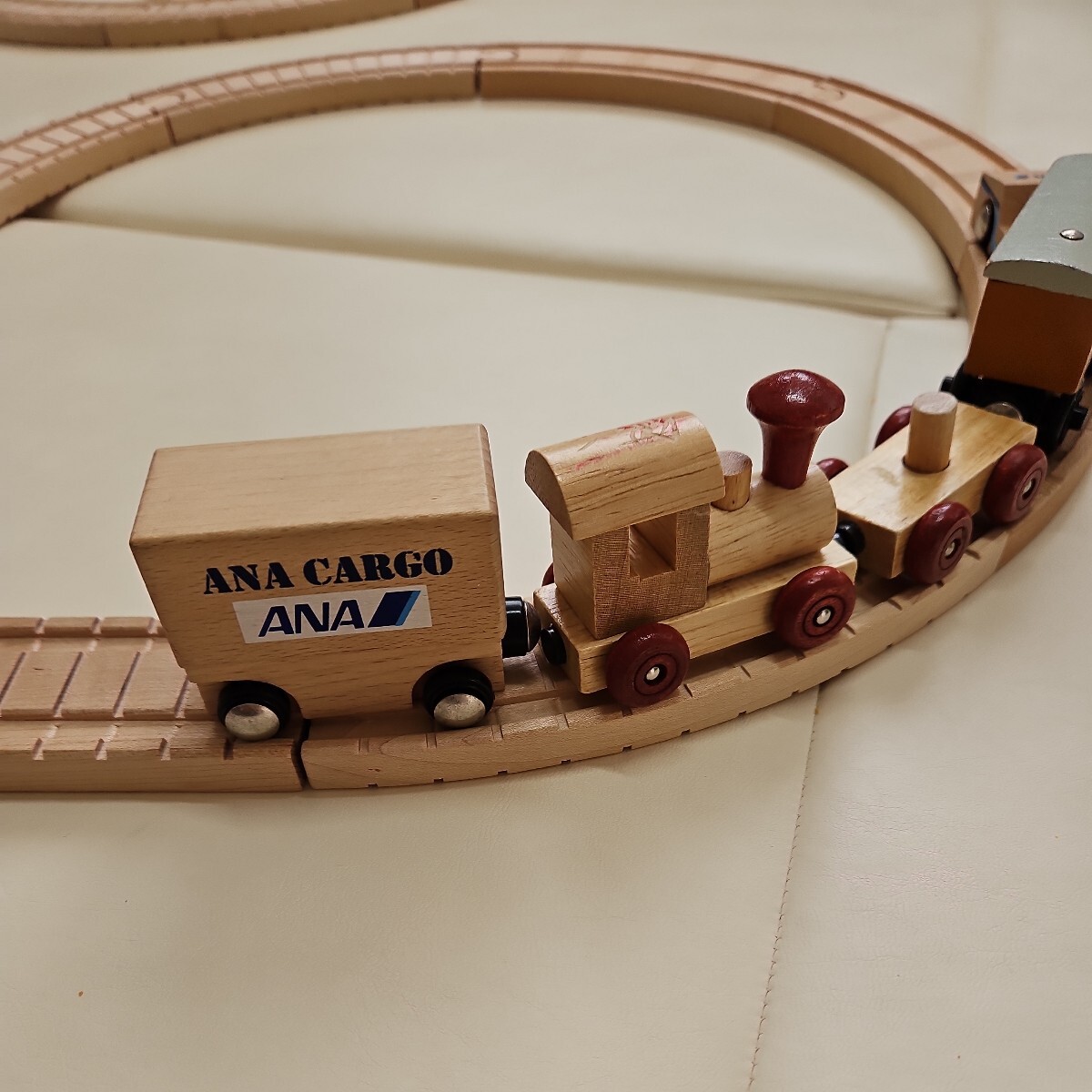 木製トレインセット  幼児用おもちゃ の画像2