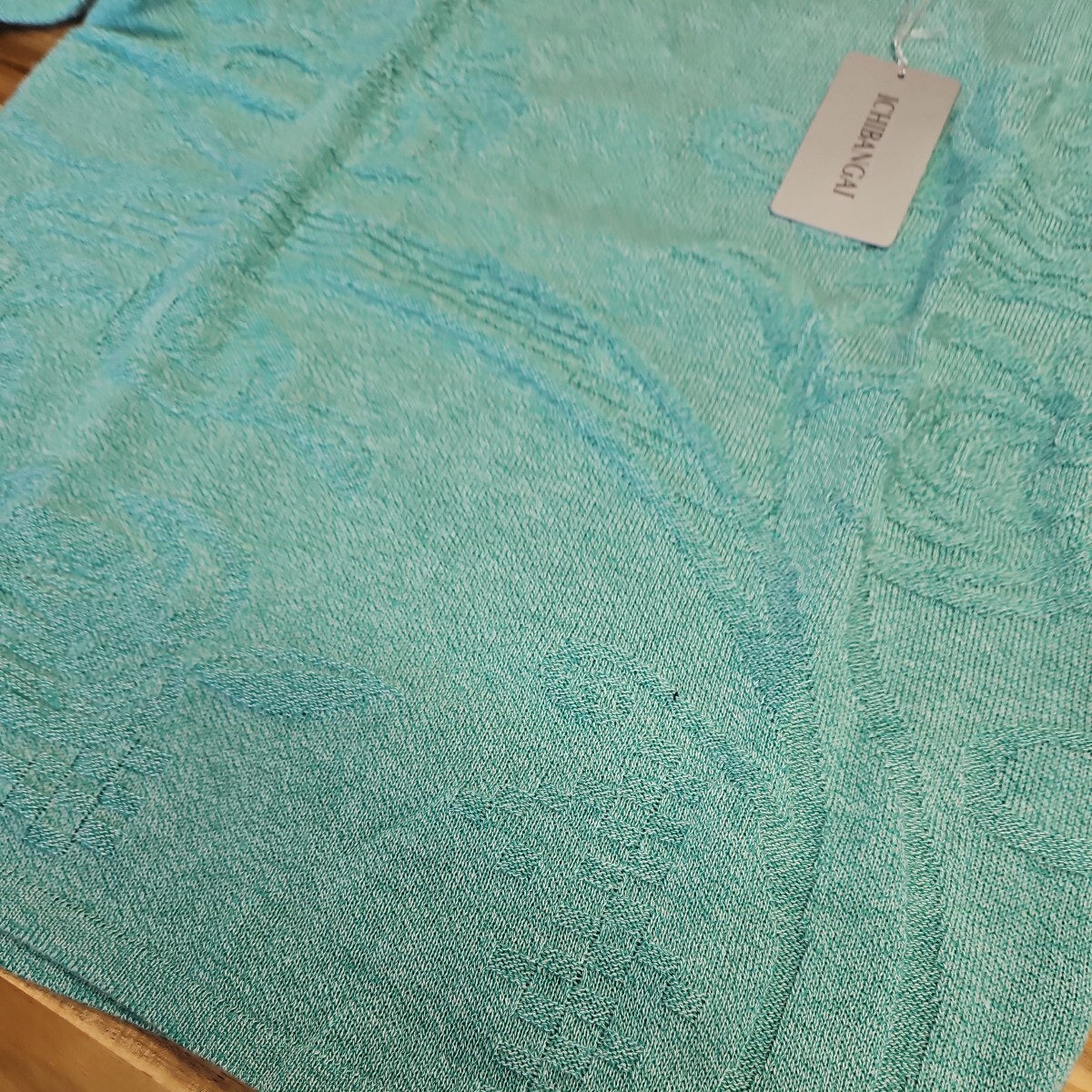 日本製　きれいなターコイスグリーン　半袖ニットセーター　サマーセーター　M_画像3