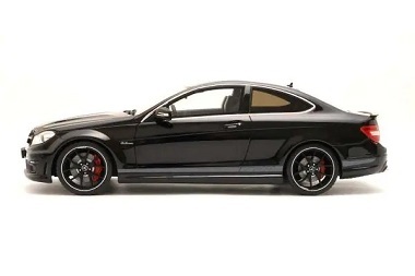 GT SPIRIT 1/18 メルセデス ベンツ C63 AMG エディション 507 (ブラック) 海外エクスクルーシブ_画像3