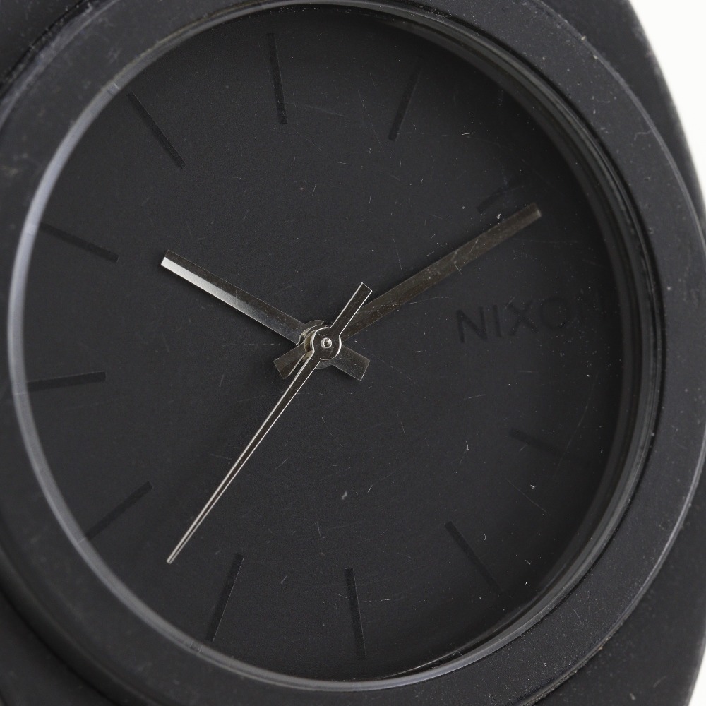 NIXON ニクソン MINIMAL THE TIME TELLER P A119524 腕時計 ポリカーボネート×ラバー クオーツ ユニセックス【M121924003】中古の画像3