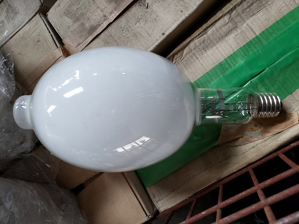 2【本030715-45】水銀灯替球MF250-L-J2/BD-P　未使用　ランプ電球 形状 一般形