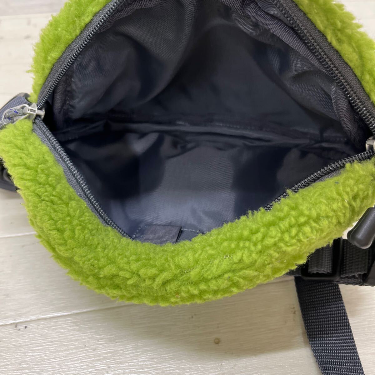  мир 275* AIGLE Aigle сумка на плечо боа сумка уличный кемпинг зеленый женский 