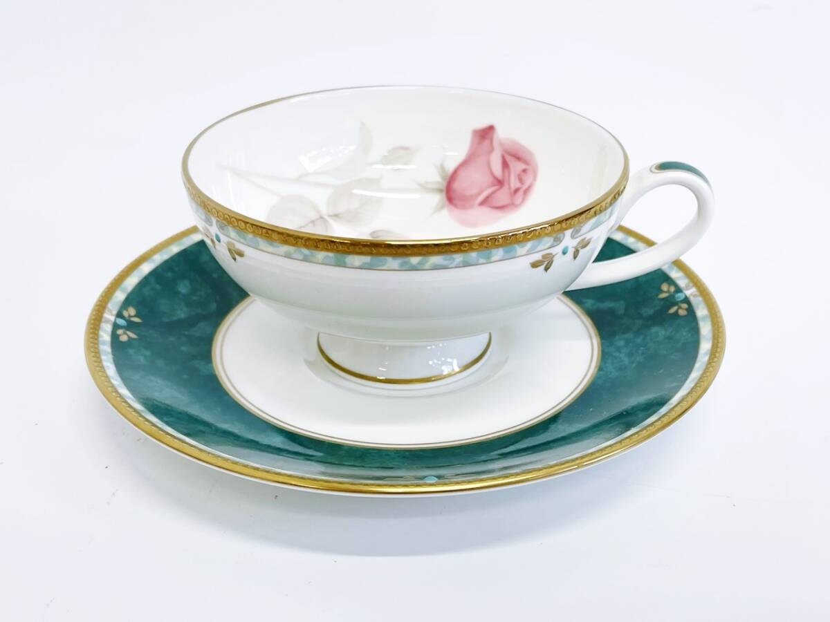 NARUMI ナルミ カレス ティーカップ 2客 ペア 鳴海製陶 BONECHINA ローズ 薔薇 洋食器カップ ソーサー ブランド食器 日本製の画像4