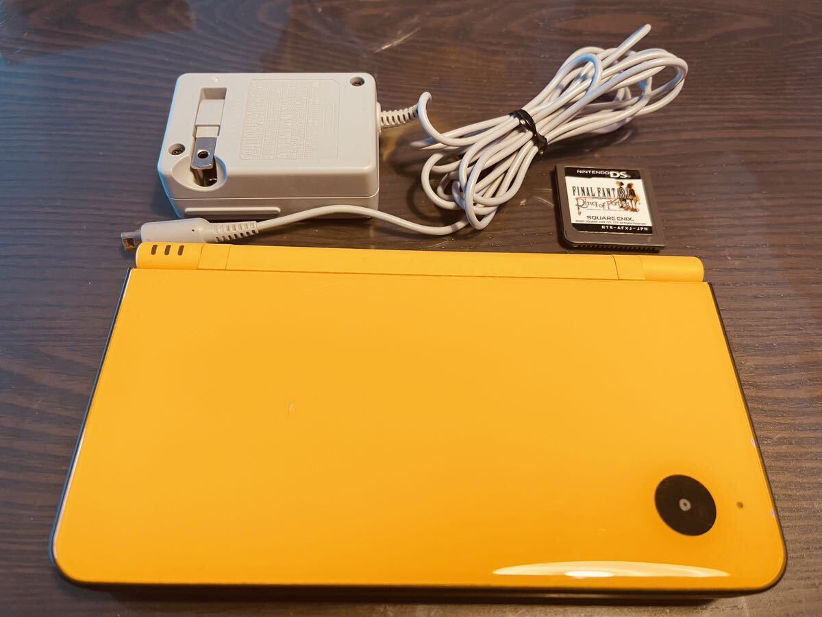 ニンテンドーDSi LL本体 UTL-001純正ACアダプタWAP−002とソフトring of fates付き　すぐ遊べる　任天堂 Nintendo _画像2