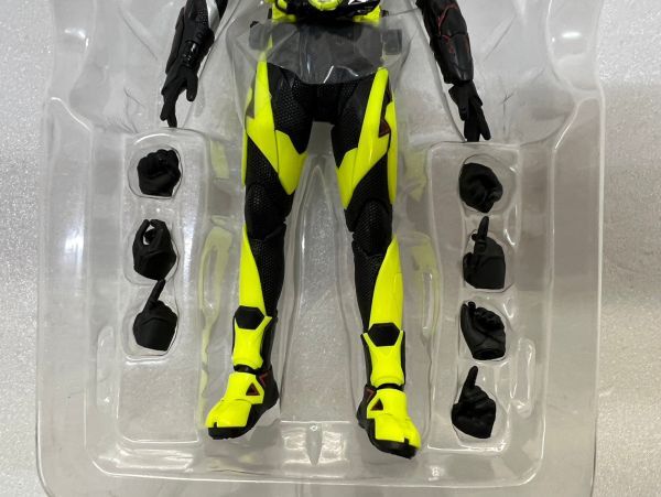 SD475-240320-061【中古】S.H.Figuarts 仮面ライダーゼロワン ライジングホッパー_画像4