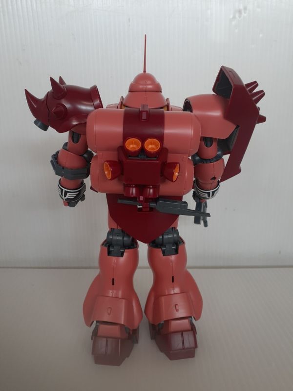 SZ103-0311-68 【中古】 MG ギラ・ドーガ フル・フロンタル専用 現状品 組立済 ガンダム プラモデル_画像3