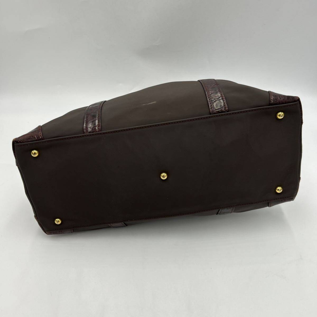 A @ 洗礼されたデザイン '高級感溢れる' LEILIAN レリアン LEATHER 切り替え トートバッグ 手提げ鞄 ハンドバッグ 婦人鞄 レディース 茶系の画像5