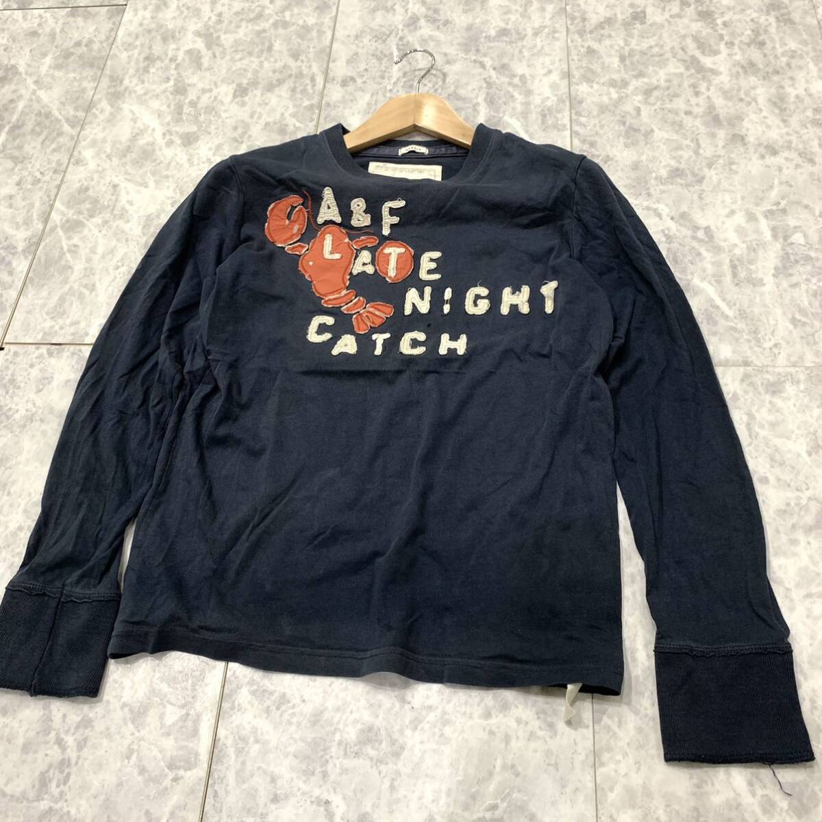 JJ ▼ 都会のカジュアルウェア 'ロゴ刺繍' Abercrombie＆Fitch アバクロンビーアンドフィッチ コットン100% 長袖 Tシャツ / カットソー S_画像1