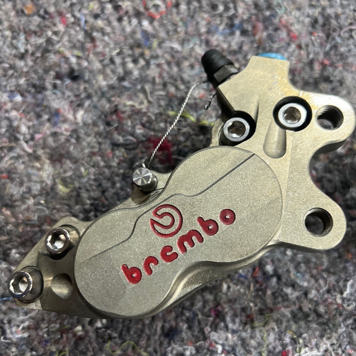 ブレンボ brembo レーシングキャリパー CNC 左右セットの画像5