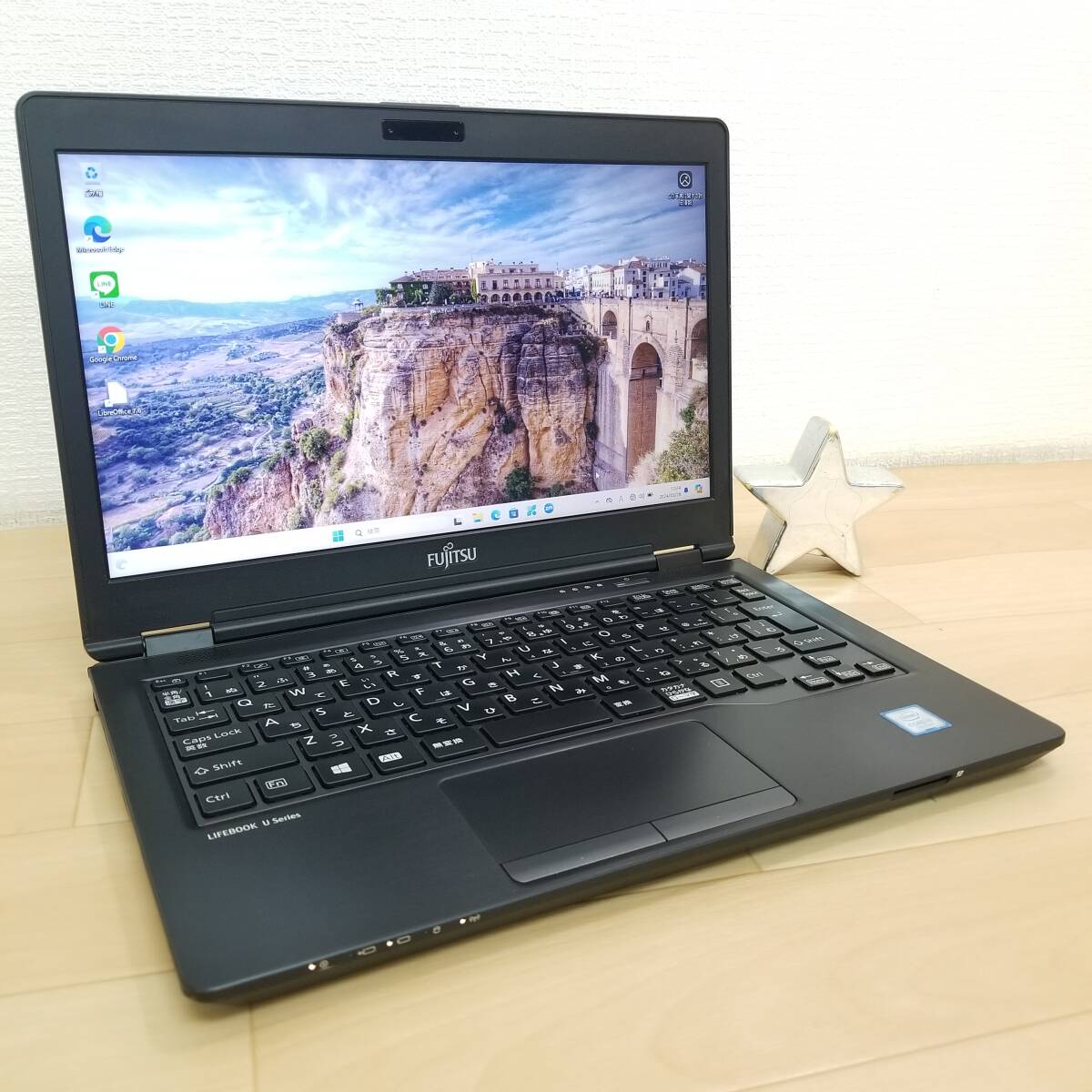 高性能第7世代i3搭載/美品/即決特典付!SSD256GB/メモリ8GB/Office/スピード出荷/Win11/即使用可ノートPC(D6128)
